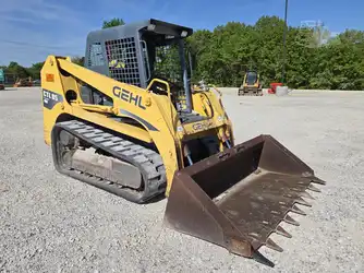 Generation-Gehl CTL85 Compact track loaders-exterior