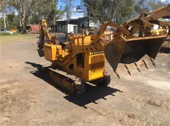 Generation-Komatsu D10S Crawler loaders-exterior
