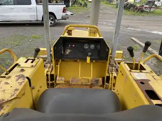 Generation-Komatsu D21 Crawler dozers-interior