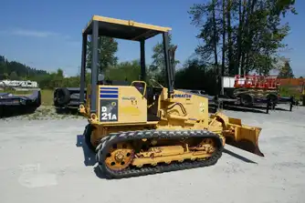 Generation-Komatsu D21 Crawler dozers-exterior