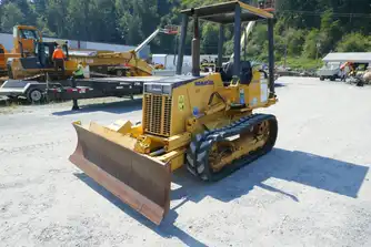 Generation-Komatsu D21 Crawler dozers-exterior