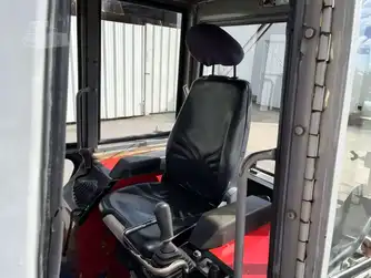 Generation-Komatsu D31P Crawler loaders-interior
