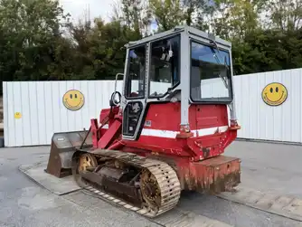 Generation-Komatsu D31P Crawler loaders-exterior