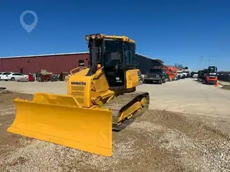 Generation-Komatsu D37 Crawler dozers-exterior