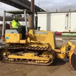 Generation-Komatsu D37 Crawler dozers-video