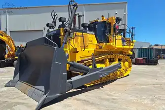 Generation-Komatsu D375 Crawler dozers-exterior