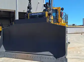Generation-Komatsu D375 Crawler dozers-attachments