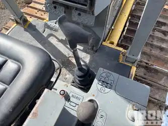 Generation-Komatsu D39 Crawler dozers-interior