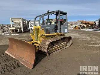 Generation-Komatsu D39 Crawler dozers-exterior