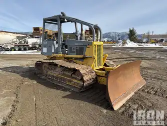 Generation-Komatsu D39 Crawler dozers-exterior