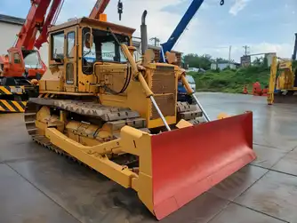 Generation-Komatsu D40 Crawler dozers-exterior