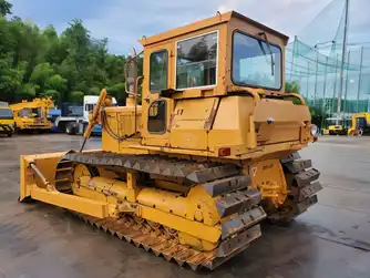 Generation-Komatsu D40 Crawler dozers-exterior