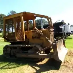 Generation-Komatsu D45 Crawler dozers-video
