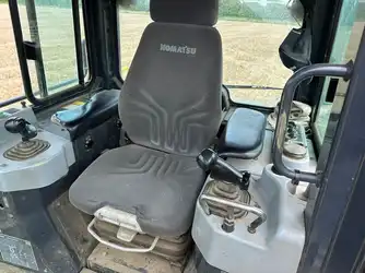 Generation-Komatsu D51 Crawler dozers-interior
