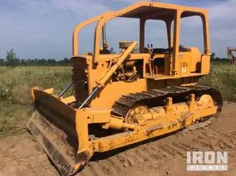 Generation-Komatsu D53 Crawler dozers-exterior