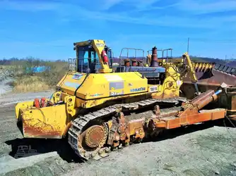 Generation-Komatsu D575 Crawler dozers-exterior