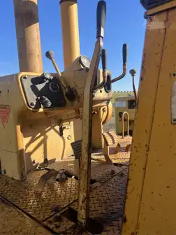 Generation-Komatsu D60 Crawler dozers-interior