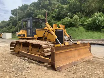 Generation-Komatsu D60 Crawler dozers-exterior
