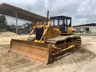 Generation-Komatsu D60 Crawler dozers-exterior