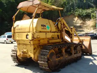Generation-Komatsu D60S Crawler loaders-exterior