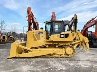 Generation-Cat D7 Crawler dozers-exterior