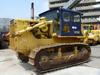 Generation-Komatsu D80 Crawler dozers-exterior