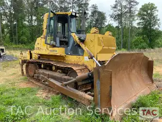 Generation-Komatsu D87 Crawler dozers-exterior