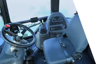 Generation-Tata hitachi JD3 Backhoe loaders-interior