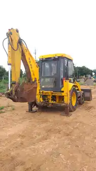 Generation-Tata hitachi JD3 Backhoe loaders-exterior