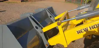 Generation-New holland LB90 Backhoe loaders-attachments