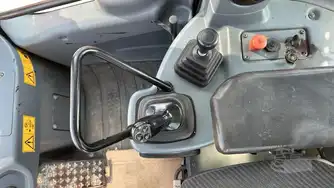 Generation-Liebherr LR634 Crawler loaders-interior