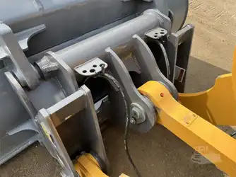 Generation-Liebherr LR636 Crawler loaders-attachments