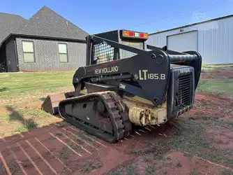 Generation-New holland LT185 Compact track loaders-exterior