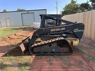Generation-New holland LT185 Compact track loaders-exterior