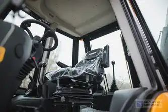 Generation-MST M544 Backhoe loaders-interior