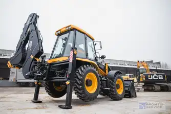Generation-MST M544 Backhoe loaders-exterior