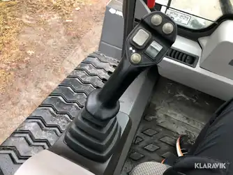 Generation-Volvo MCT125 Compact track loaders-interior