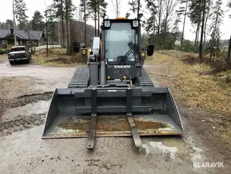 Generation-Volvo MCT125 Compact track loaders-attachments