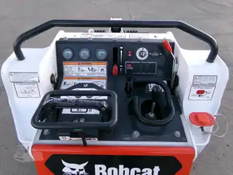 Generation-Bobcat MT55 Compact track loaders-interior