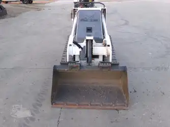 Generation-Bobcat MT55 Compact track loaders-exterior