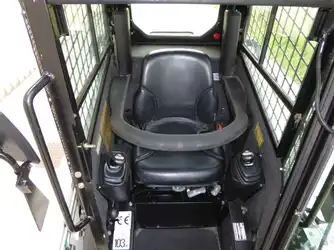 Generation-Terex PT30 Compact track loaders-interior