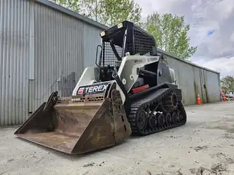 Generation-Terex PT50 Compact track loaders-exterior