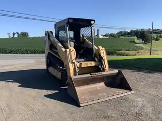 Generation-Gehl RT175 Compact track loaders-exterior