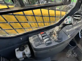Generation-Wacker neuson ST35 Compact track loaders-interior