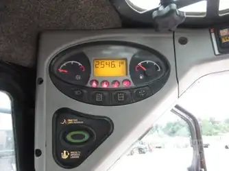 Generation-Bobcat T190 Compact track loaders-interior