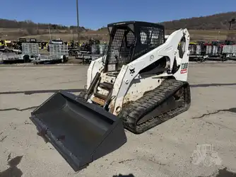 Generation-Bobcat T300 Compact track loaders-exterior