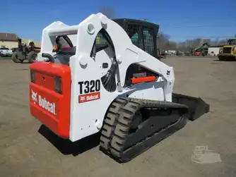 Generation-Bobcat T320 Compact track loaders-exterior