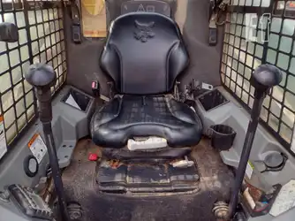 Generation-Bobcat T590 Compact track loaders-interior