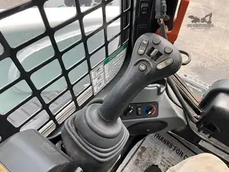 Generation-Bobcat T770 Compact track loaders-interior