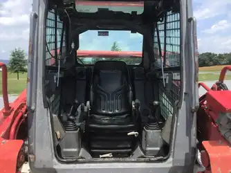 Generation-Takeuchi TL10 Compact track loaders-interior
